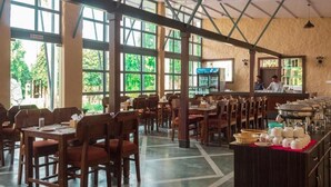 Dining - Royal Tiger Luxury Resort (Ratnanagar)