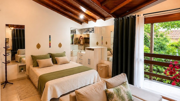 Room - Loft Perequê 50m from the beach • Garage with 600 Mbps Wi-Fi (Ilhabela)