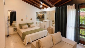 Room - Loft Perequê 50m from the beach • Garage with 600 Mbps Wi-Fi (Ilhabela)