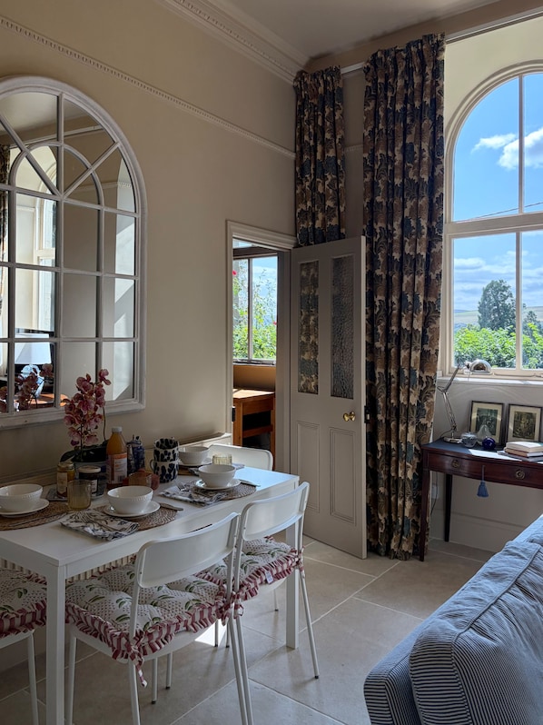 Unclassified image, 1 of 47, button - The West Wing Sleeps 5 With Parking (Barnard Castle)