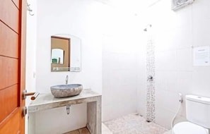 Ảnh chưa phân loại, 4 trong số 14 ảnh, nút