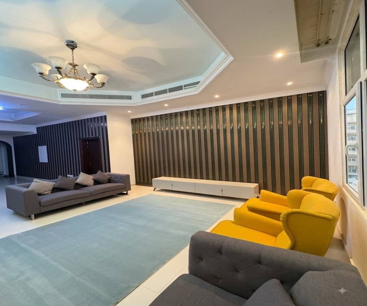 Standard Shared Dormitory, City View | Interior