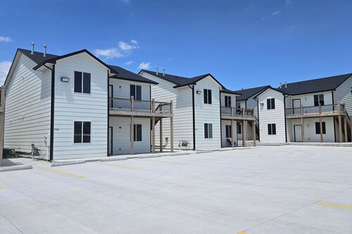 Walk to Parks & Dining! Newly Built Wichita Condo