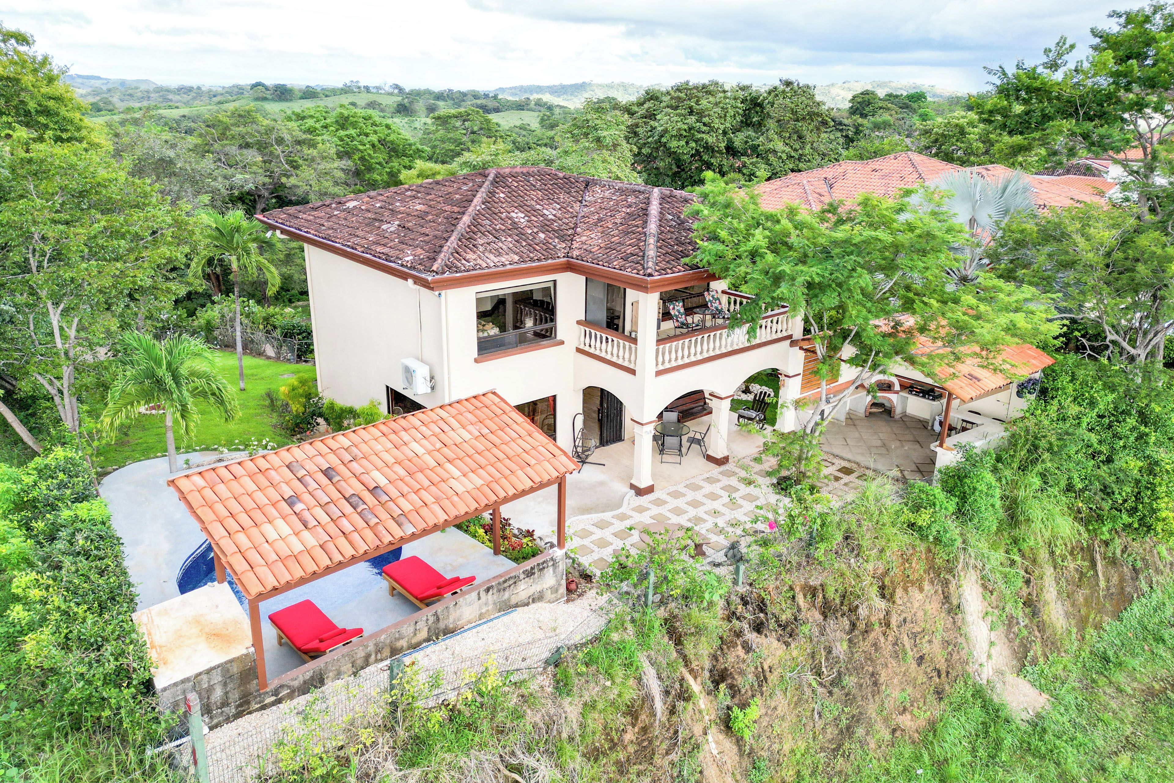 House (3 Bedrooms) | Front of property