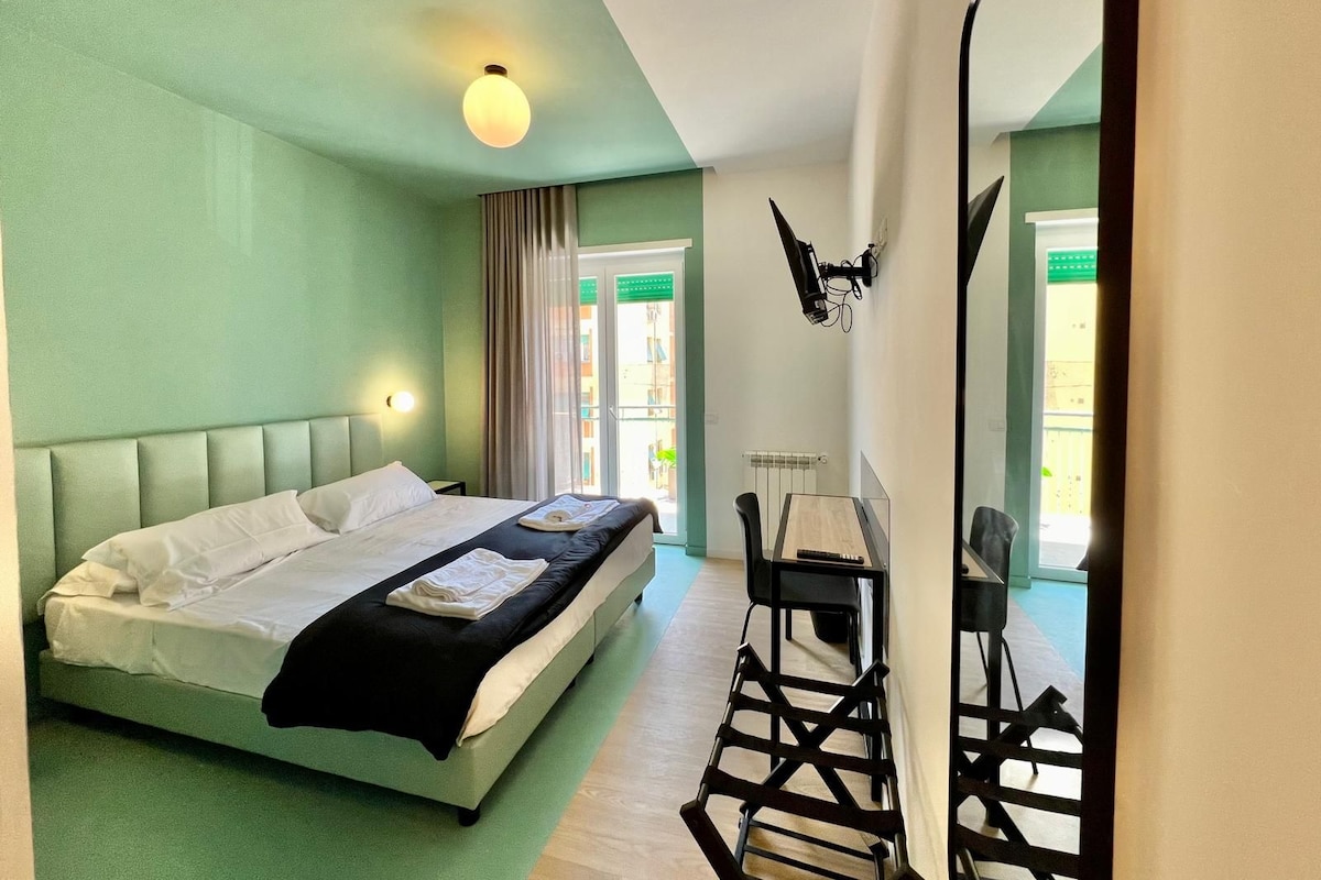 Zimmer, Balkon, Stadtblick | Kostenloses WLAN