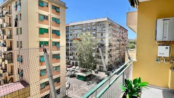 Room, Balcony, City View | Property grounds