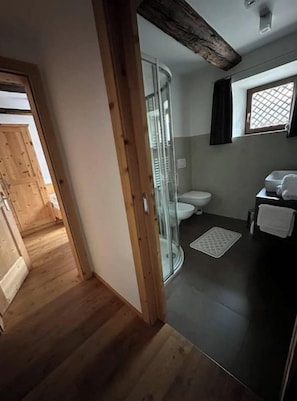 Unclassified image, 5 of 15, button - Vrbo Property (Lajen)