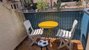 Outdoor dining - Vrbo Property (Argelès-sur-Mer)