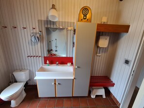 Bathroom - Familienglück - Die "AusZeit" vom Alltag (Schönberg)