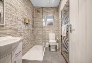 Unclassified image, 5 of 32, button - Large 4BR Cowley House 4 Bath, Sleep 10, Parking (Oxford)