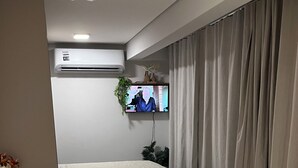Ảnh chưa phân loại, 4 trong số 8 ảnh, nút
