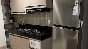 Ảnh chưa phân loại, 3 trong số 8 ảnh, nút