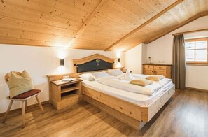 Unclassified image, 3 of 22, button - Vrbo Property (Lajen)