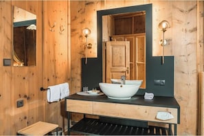 Unclassified image, 5 of 10, button - Vrbo Property (Lajen)
