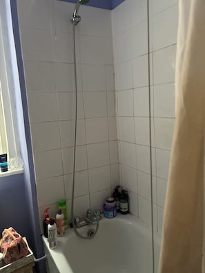Kylpyhuone