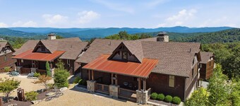 Shiloh Ridge Two King Suites, Two Private Baths, One Hot Tub Deck at 5,200 Ft
