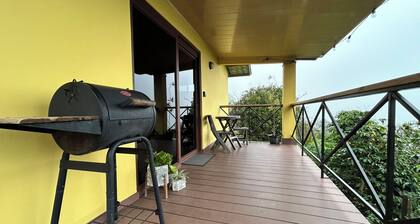 Mountain Cabin with a View of Barú Volcano