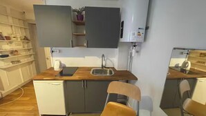 Unclassified image, 4 of 14, button - CHARMING RENOVATED STUDIO WITH FULLY EQUIPPED KITCHEN (Paris)