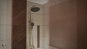 Unclassified image, 4 of 14, button - Hotel Ask Grande (Theni)