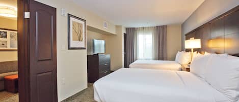Iron/ironing board, free WiFi, bed sheets