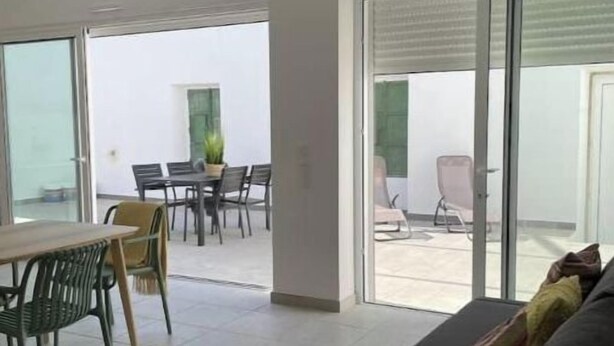 Living area - Casa Empreita – A peaceful getaway in the countryside (Santa Catarina da Fonte do Bispo)