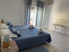 Unclassified image, 4 of 51, button - Vrbo Property (Santa Catarina da Fonte do Bispo)