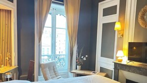 Iron/ironing board, WiFi, bed sheets - Lovely 1-bedroom apartment in the 2nd district. The place to be in Lyon. (Lyon)