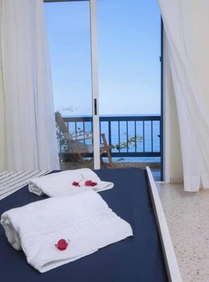 Room - Mourayio ''Thalassa'' (Paphos)