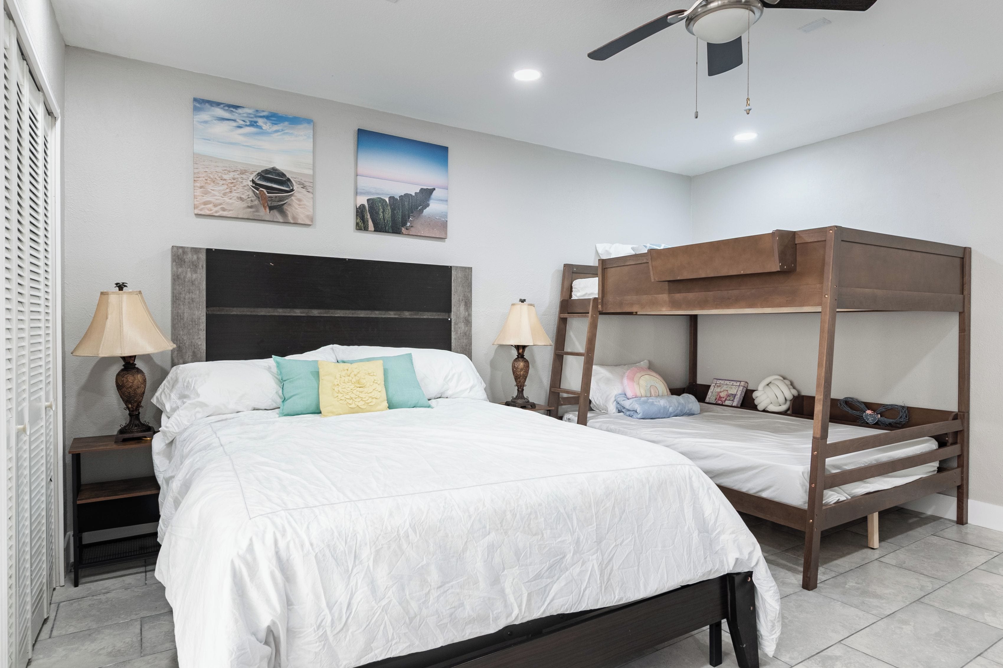 5 bedrooms, WiFi, bed sheets