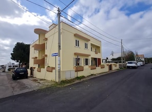Exterior - Apartment 'Amata Villa Vacanza' with Private Garden, Wi-Fi and Air Conditioning (Santa Maria di Leuca)