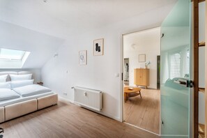 Room - Vrbo Property (Küssaberg)