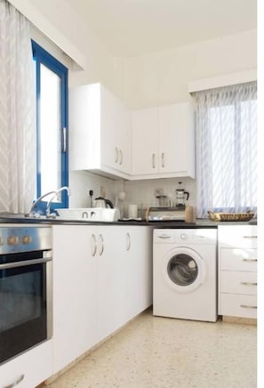 Private kitchen - Mourayio ''Afros'' (Paphos)
