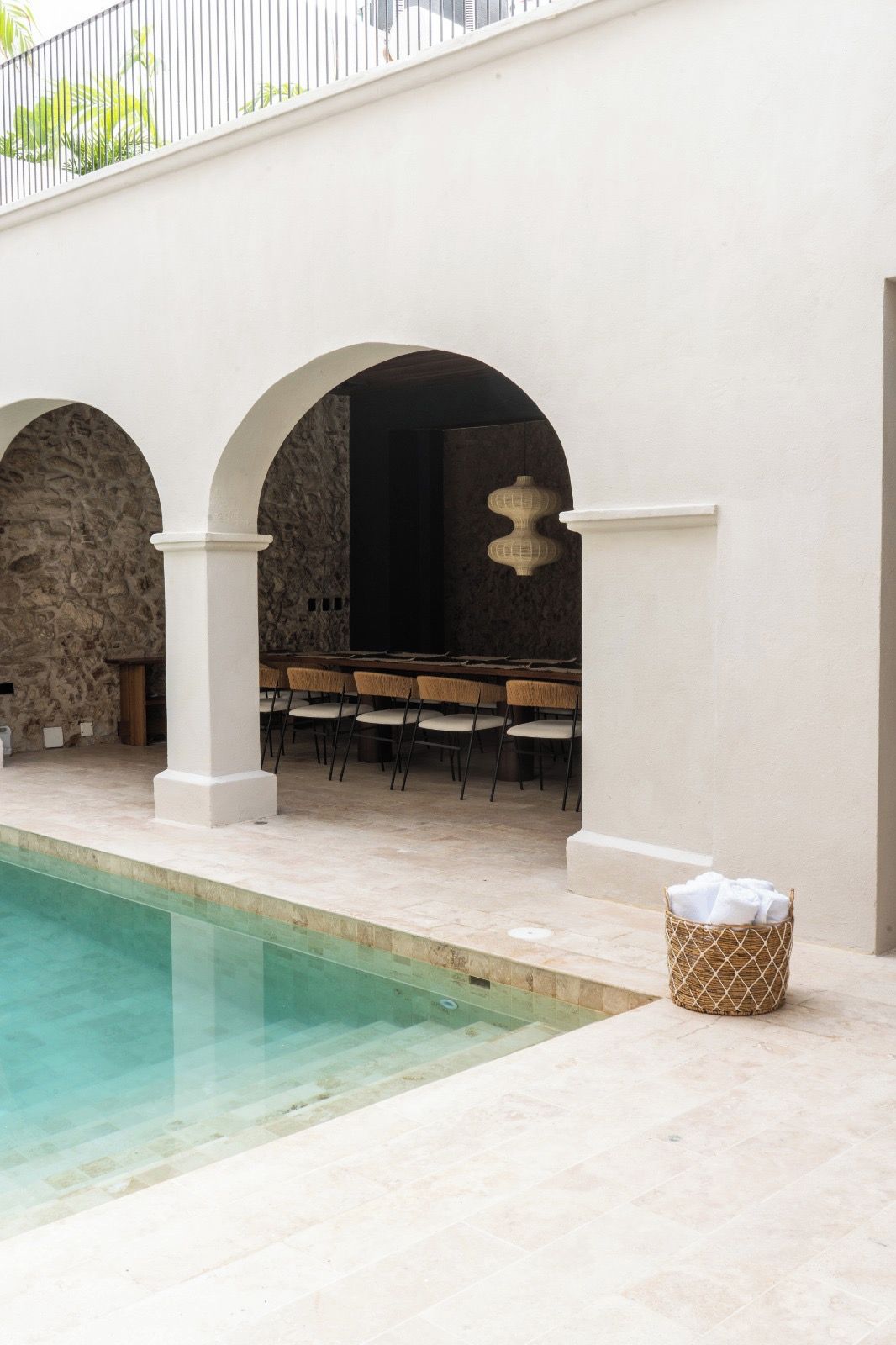 حمام سباحة