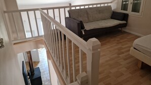 Living area - Grande maison pour toute la famille avec de l espace et un étang (Reignac)