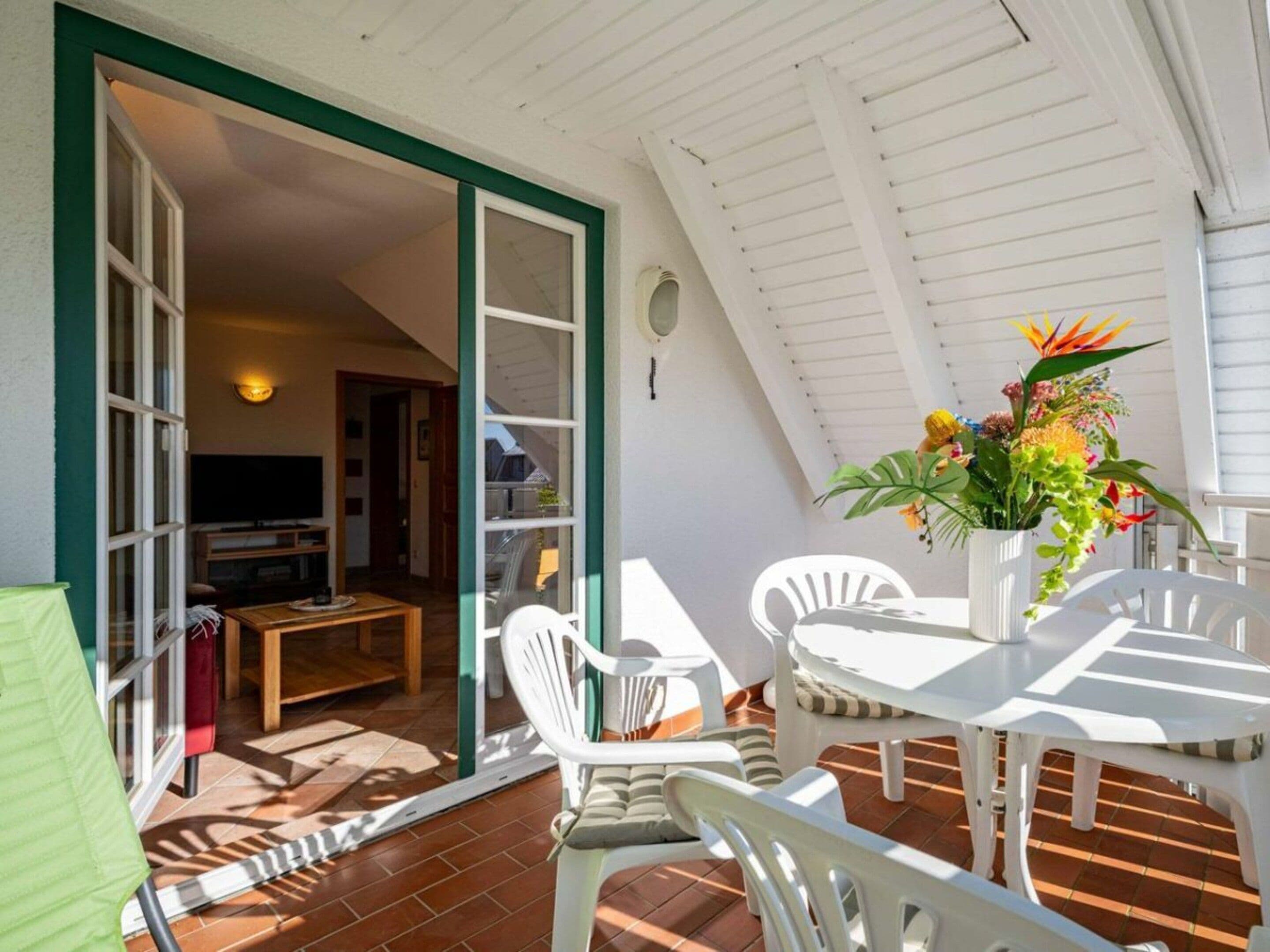 House | Outdoor dining