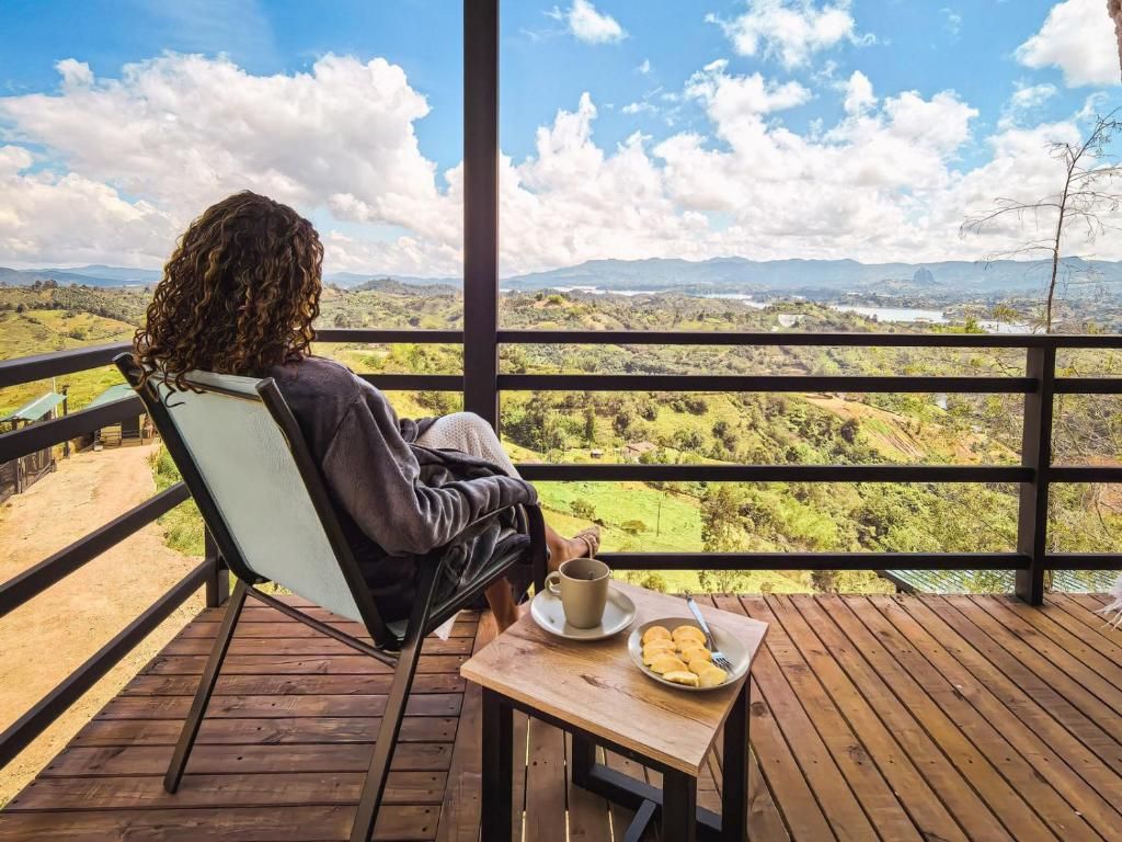 Cabaña Confort, balcón, vistas al jardín | Jardines del alojamiento