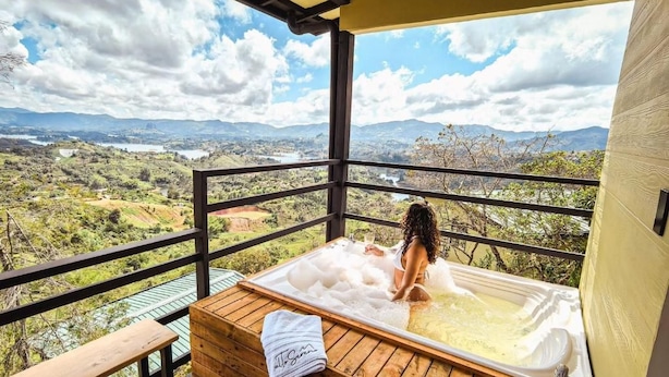 Cabane Confort, balcon, vue jardin | Bain à remous extérieur