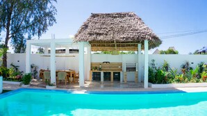 Pool - Kameleon Villa’s - Bungalow 3 (Kiwengwa)