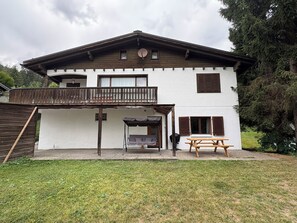 Exterior - Alpenwohnung in Laax Garten, Bergblick & Parkplatz (Laax)