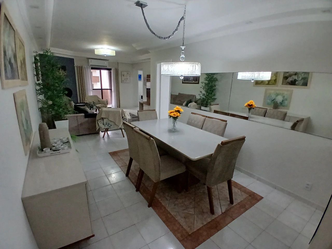 Deluxe Apartment | Dining