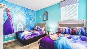 A bedroom with two beds, a mural of a character, and a window with blinds. - Disney! Themed Rooms, Private Pool, Resort Access! (Kissimmee)