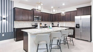 Interior - Massive 10br Villa! Themed Bunks & Waterpark (Davenport)