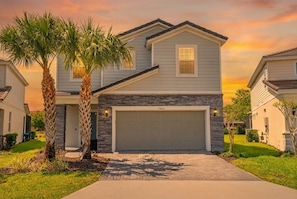 Interior - Enchanted Palms Villa 7BR w Private Pool (Davenport)