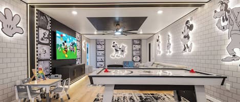 House (Multiple Bedrooms) | Front of property