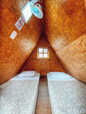 Chalet Basic, patio