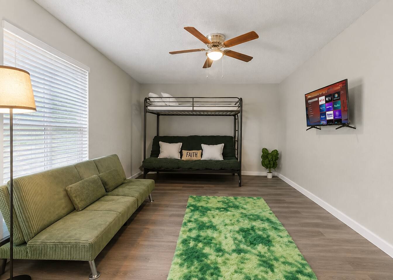 Barton Springs Escape | Stylish 1br Near Downtown - Foothills Of Barton Creek, TX