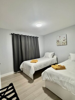 Room - Spacious 3BR Getaway Near Downtown | Sleeps 6 (Yellowknife)