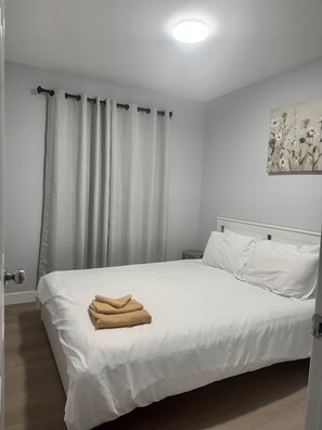 Room - Spacious 3BR Getaway Near Downtown | Sleeps 6 (Yellowknife)