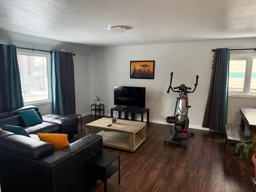 Downtown Yellowknife Gem | Sleeps 4