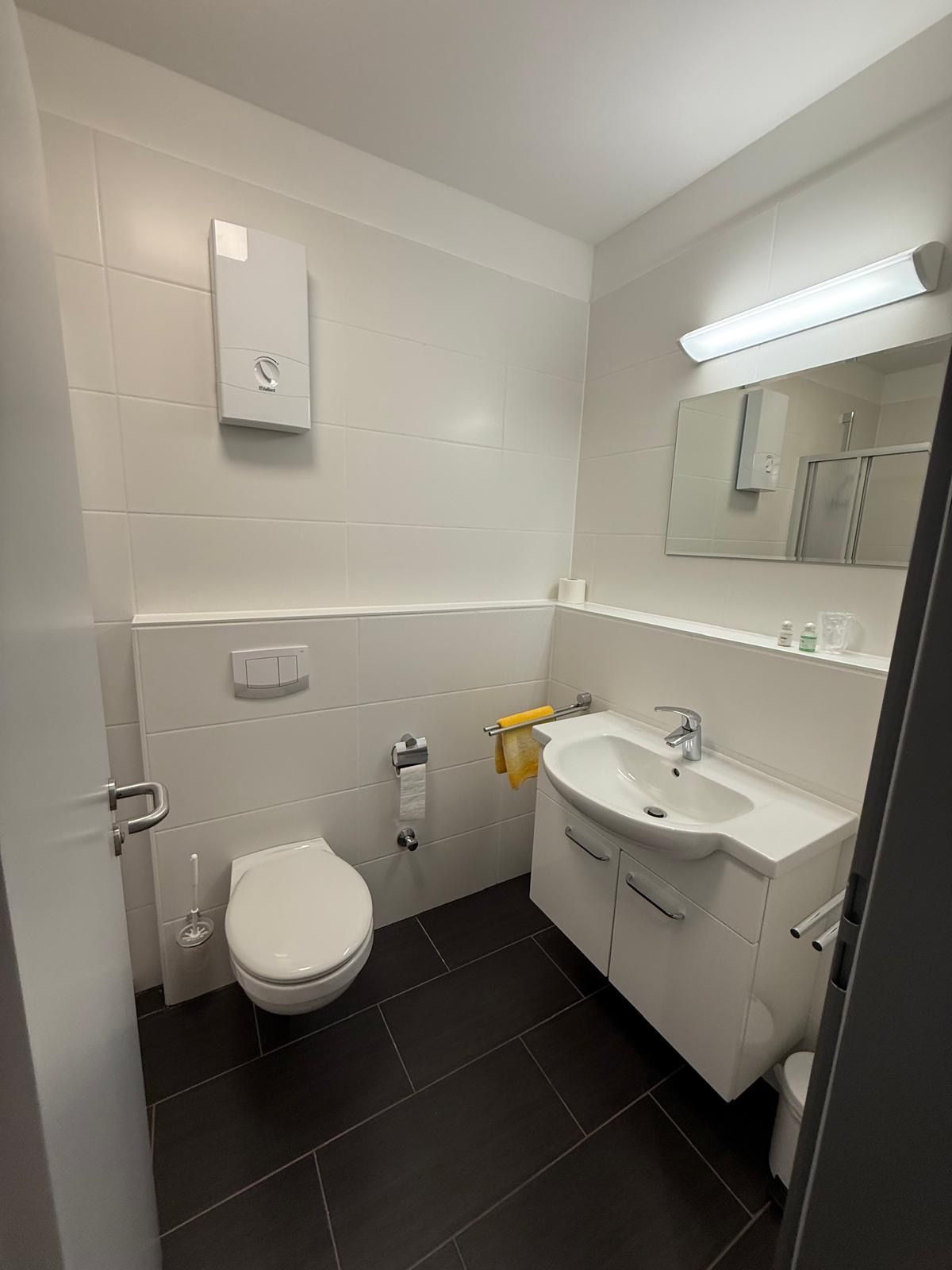 Classic Room | Bathroom